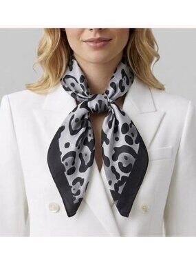 Luxury Elegant Grey Leopard Print Silky Satin Square Scarf Fashion Neck Wrap New